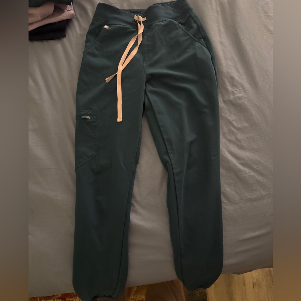 Figs High Waisted Zamora Jogger Scrub Pant